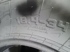 18.4-34 TIRE R-1 8PLY NEW COSMETIC BLEM TUBELESS 18434 18.4 34
