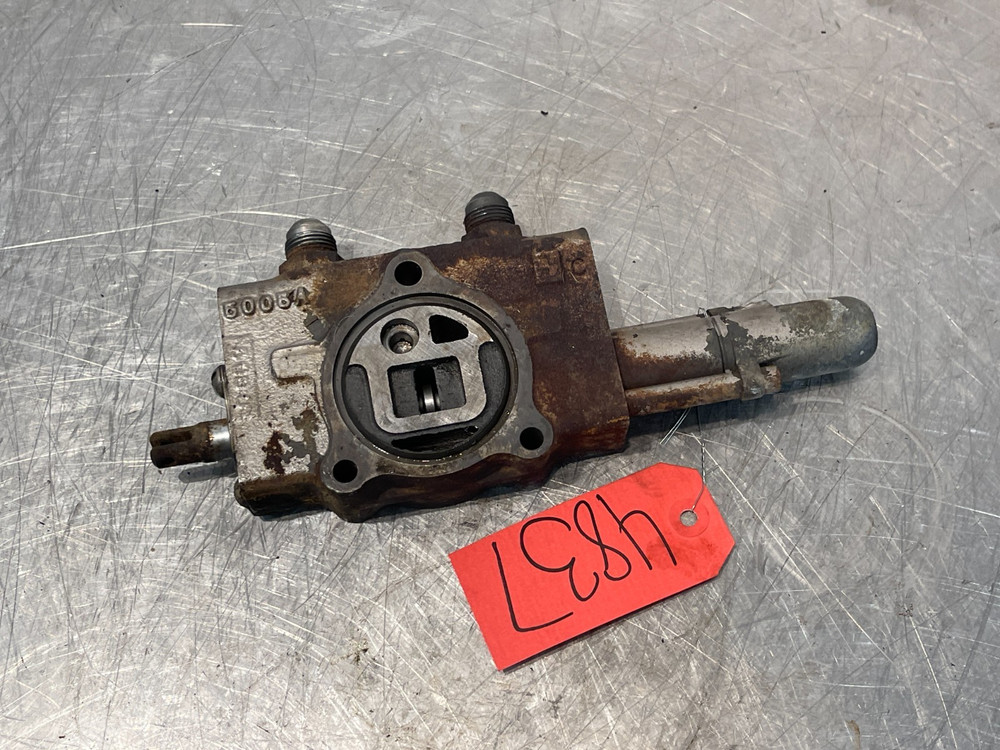 Massey Ferguson MF 2775 Tractor Hydraulic Valve