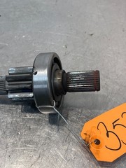 1979 Ford 1100 Tractor Right Bull Pinion Gear Shaft