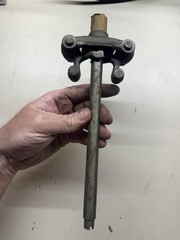 Detroit Diesel Governor Carrier and Weight Assembly Series 71 #5174449