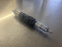 095000-8801 FUEL INJECTOR Denso (REMAN) 6 MONTH LTD. WARRANTY