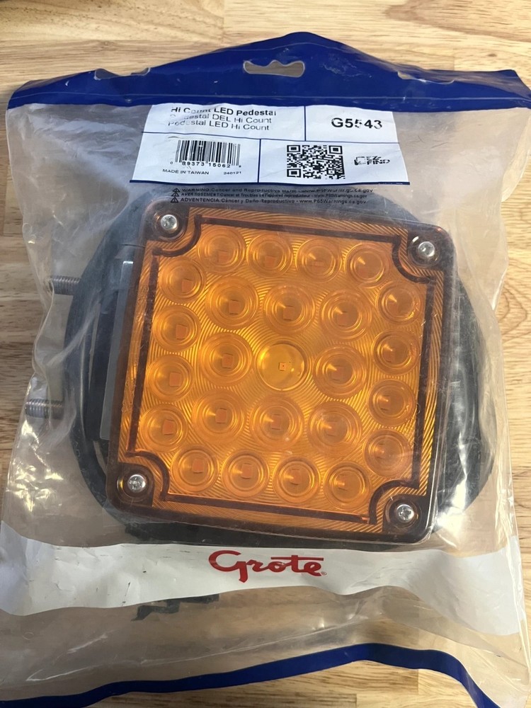 Grote Hi Count LED Pedestal – P/N G5543 – Brand New