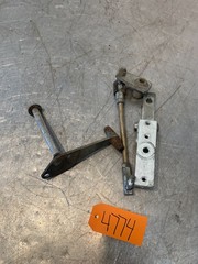 1979 Massey Ferguson MF 2775 Tractor Tilt Steering Lever & Linkage