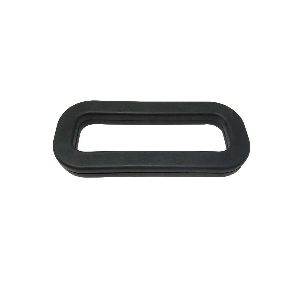 Fender Grommet Fits John Deere 520 530 620 630 720 730