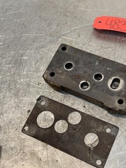 Massey Ferguson MF 2775 Tractor Hydraulic Valve Plates B521003519