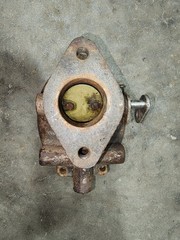 Original Marvel Schebler TSX810 Carburetor for John Deere 2010 – Needs Rebuild