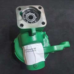 Genuine John Deere MFWD Knuckle RH – LVA19529 / TA32272 – Excellent Condition
