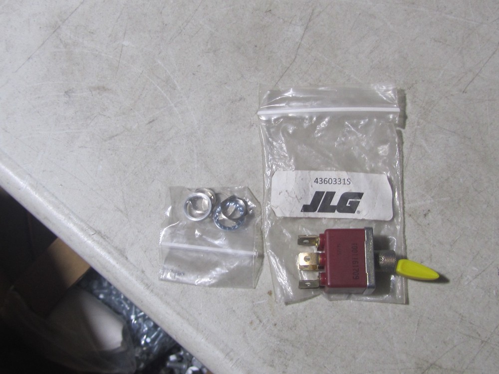 NEW GENUINE JLG 4360331S Toggle Switch OEM 4360331