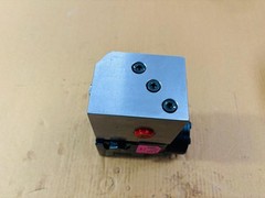 HYDROSTATIC STEERING UNIT FOR MAHINDRA TRACTOR 007207923D91 WITH ADAPTOR PLATE