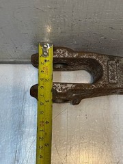 Auger Tooth 10C1 | BP-2 | 5-3/4″ Long 3″ Wide 25mm Pin Bore