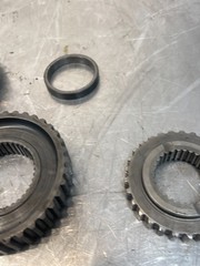 Massey Ferguson MF 2775 Tractor Powershift Transmission Gears