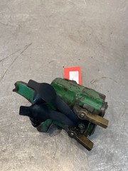 1982 John Deere 2940 Tractor Hydraulic SCV Coupler Block R39110
