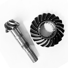 3C315-42300 for Kubota M4800 M4900 M5400 M5700 M8200 Ring Gear and Pinion Set