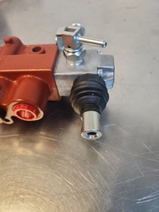 Hydraulic Remote Control valve designed for Massey Ferguson tractors 100 Series