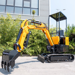 Mini Excavator 1.4Ton Digger 11.5hp Kubota Diesel Pilot System EPA Engine USA