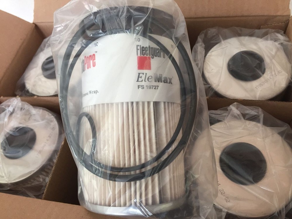 Genuine Fleetguard FS19727 Fuel/Water Separator Free Shipping (Pack of 6)