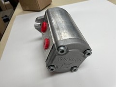 New Toro Dingo Dual Pump Part Number 106-7650 (Fits SOME tracked Dingos)