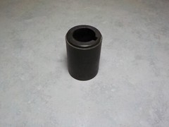 1 ”’ ROUND BORE BUSHING G & G OMAHA 160-1600 NEW TRACTOR EQUIPMENT HUB