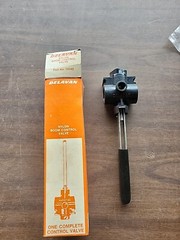 New Delavan Nylon Boom Control Valve Part # 14143 New In Box