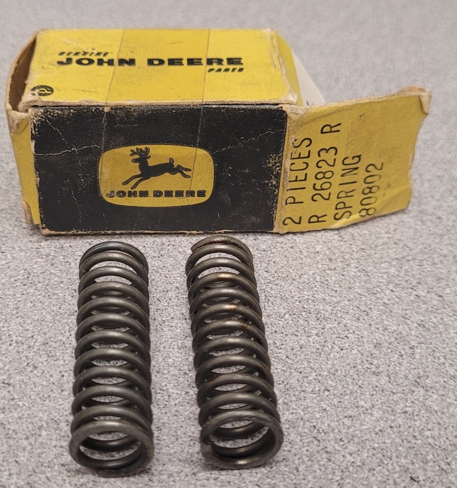 QTY- 2- Vintage NOS OEM John Deere R26823 Compression Spring Awesome Box!!