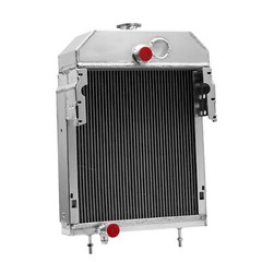 4 Row 70mm Tractor Radiator For International Farmall 300 350 Case 361704R93