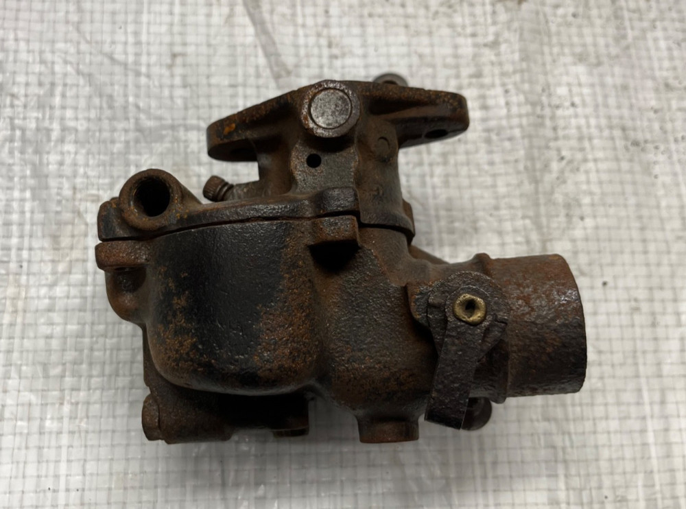 Allis Chalmers B C RC IB Tractor Zenith Carburetor 212845 10698A