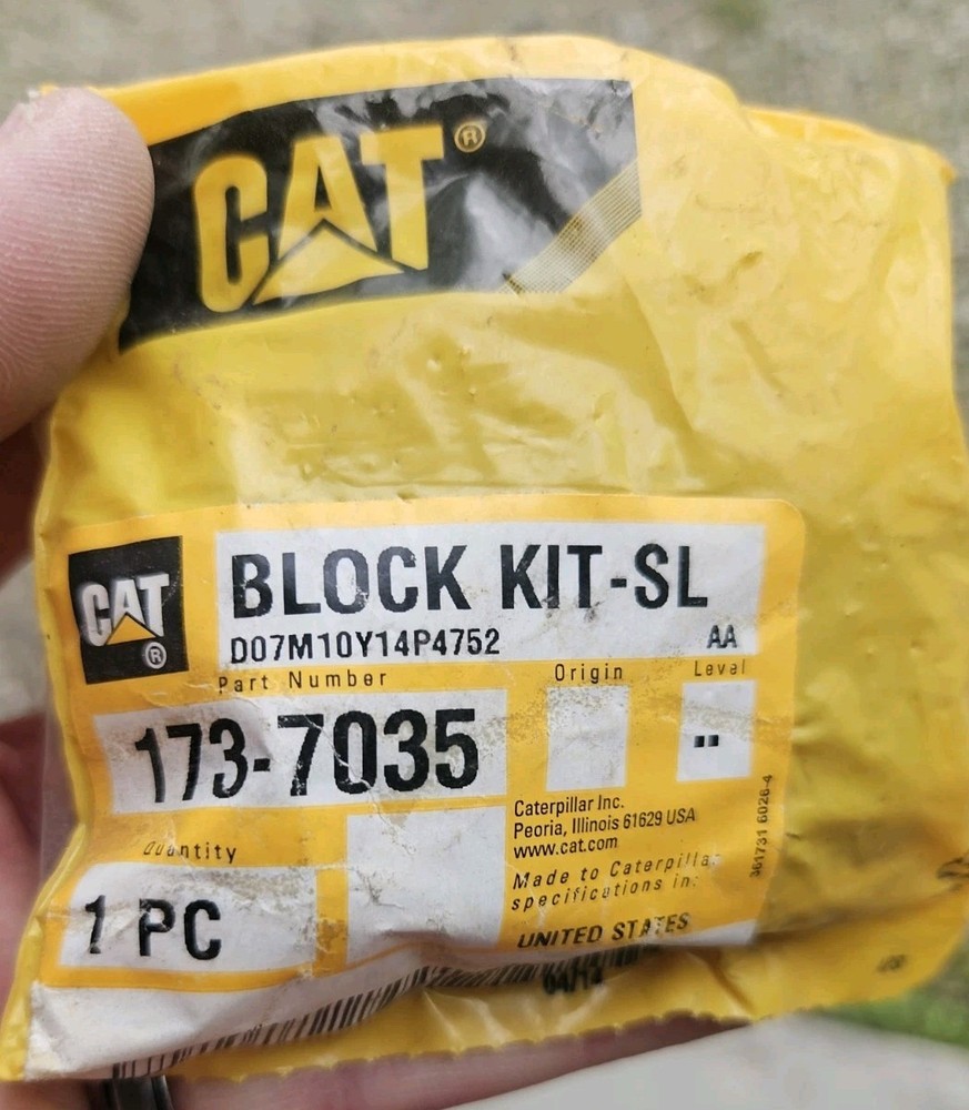 CATERPILLAR 173-7035 Slider Block Kit OEM NOS 1737035 FREE SHIPPING