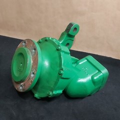 Genuine John Deere MFWD Knuckle RH – LVA19529 / TA32272 – Excellent Condition