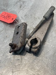 Massey Ferguson MF 2775 Tractor Shift Linkage