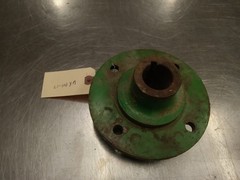 Used John Deere hay rake reel hub E76512