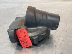 Kubota L3800 Tractor Right MFWD Axle Hub Housing Gear Case TC220-13010
