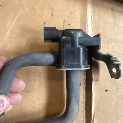 2001-25Toyota Sienna OEM 90910-TC001 Valve Vacuum Solenoid Valve Switch