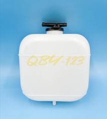 Kubota Overflow ASSY Sub Reserve Tank Bottle Radiator L2250DT L2250F L2550DT