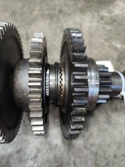 Massey Ferguson 135 Multi Power Tractor – Transmission Gear Set Upper And Lower