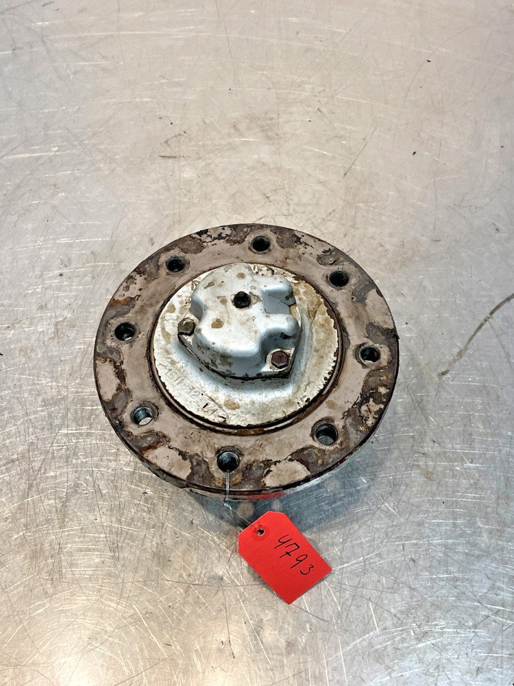 Massey Ferguson 2775 Tractor Front Hub