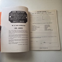 Allis-Chalmers No. 354 4-Disc Plow & No. 355 5-Disc Plow Operators Manual