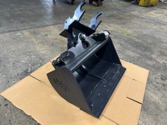 36 Inch Excavator Tilt Bucket Fits Kubota KX040 Quick Attach