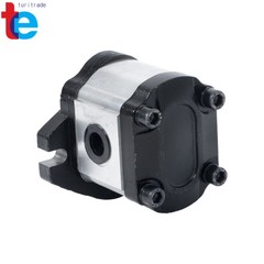 SAE A-2 5/8 Inch Hydraulic Pump 1-4 GPM Keyed Shaft Cast Iron Compact Design