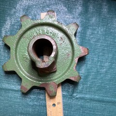 John Deere PK1484H Chain Sprocket 1” shaft 9 teeth approx 5-1/2” diameter