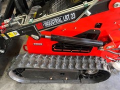 CFG LRT23 880KG Mini Skid Steer Track Loader 23HP Gas EPA RATO Engine w/Bucket