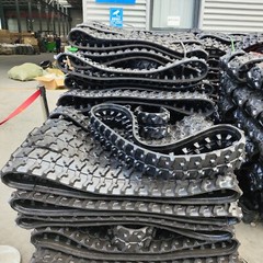 2 Rubber Tracks with 180*72*37mm Size for 1 ton Mini Excavator