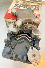 5-677X Dana SPICER *PARTIAL* U-JOINT Cross Bearing International 1696917C91