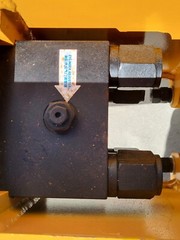Skid Steer Attachment Wolverine 750 Hydraulic Hammer/Breaker Bobcat CAT CASE