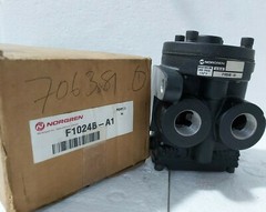 NORGREN F1024B-A1 REVERSING VALVE MAXIMUM 300 PSIG 175 F