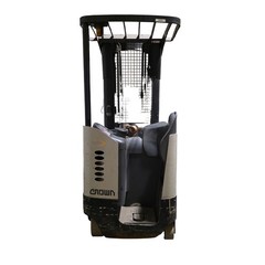 Crown RR5220-45 Narrow Aisle Reach Truck W/ Sideshift 4500Lbs Cap 210″ Lift 36V