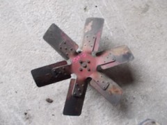 Farmall 560 Diesel D IH Tractor engine motor fan w/ belt drive pulley + mount