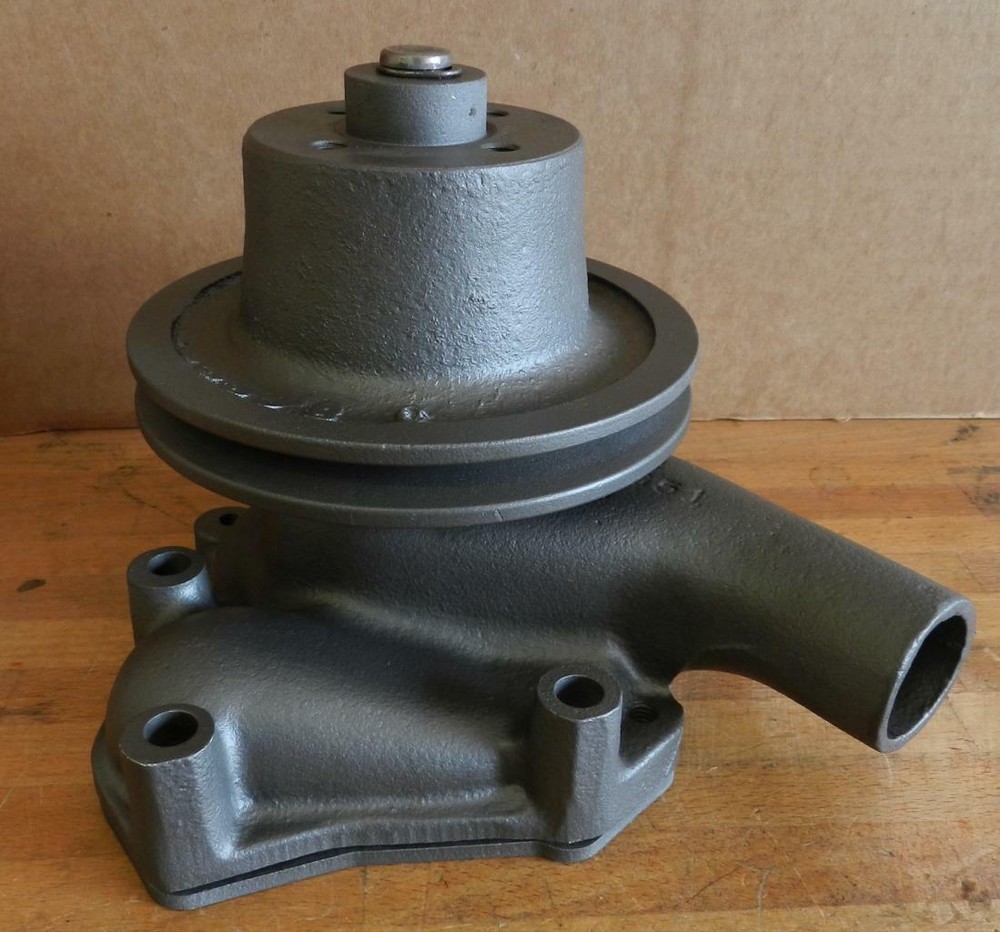 1950’s Hercules JX4, QXD-3 Hough 4-Cyl rebuilt water pump 127051 with pulley