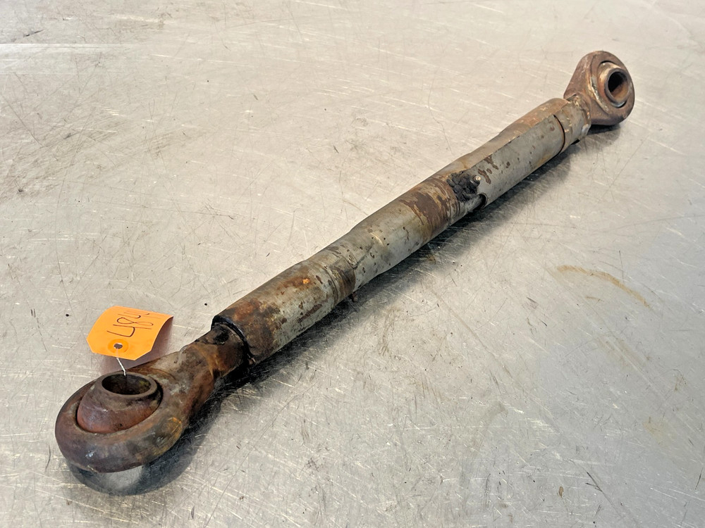 1979 Massey Ferguson 2775 Tractor 3pt Top Link