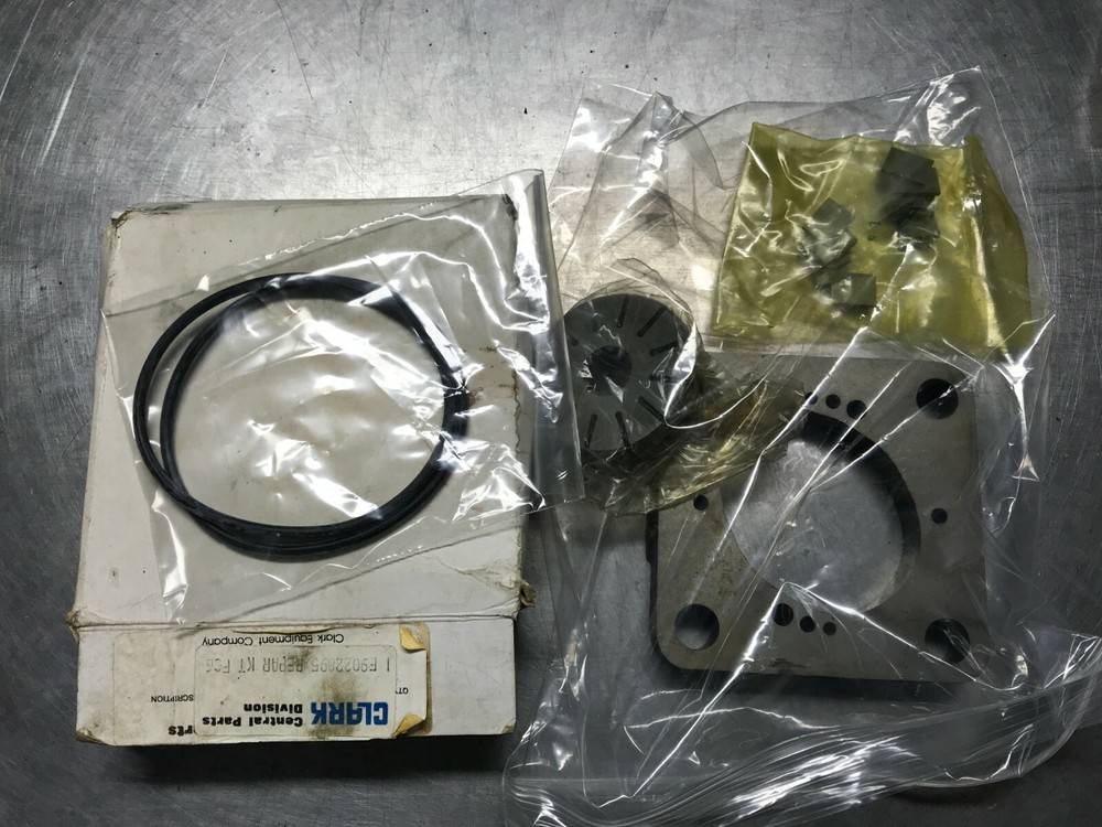 E9022895 GENUINE Clark REPAIR KIT Euclid GM Terex
