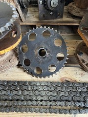 Case 1845C Axle Hub Drive Sprockets Chains. Final Drive Complete.